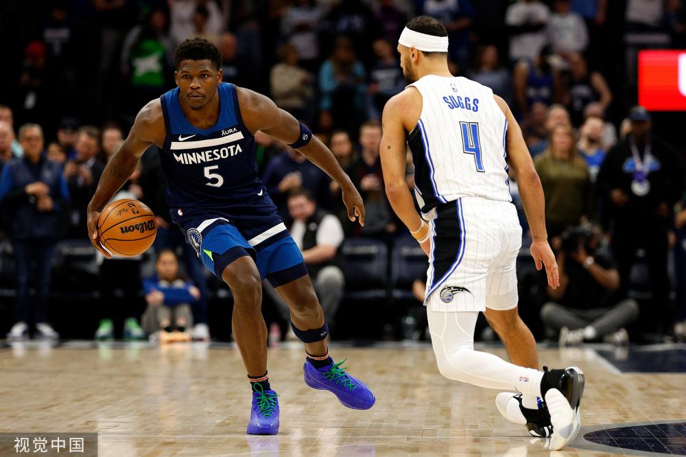 皮球应声入 皮球应声入