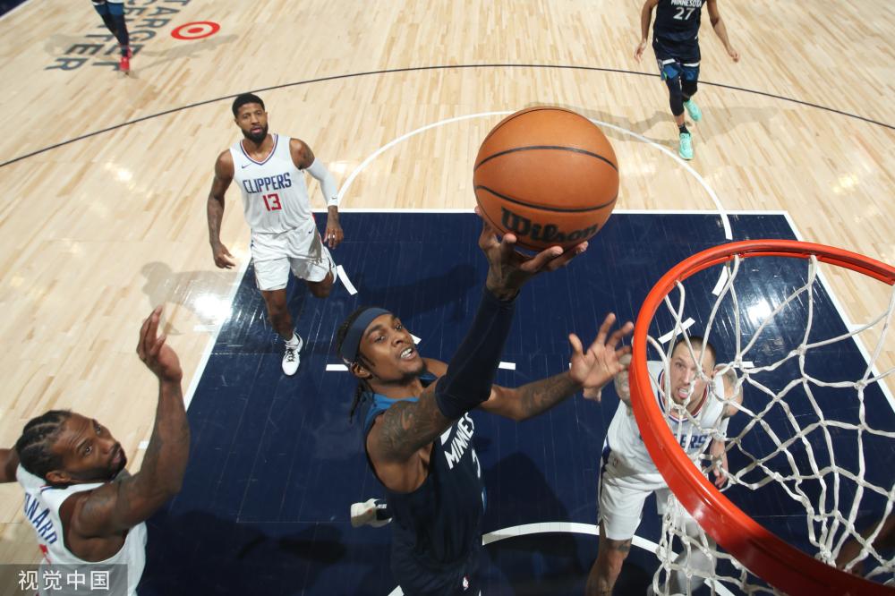 4次助攻 4次助攻