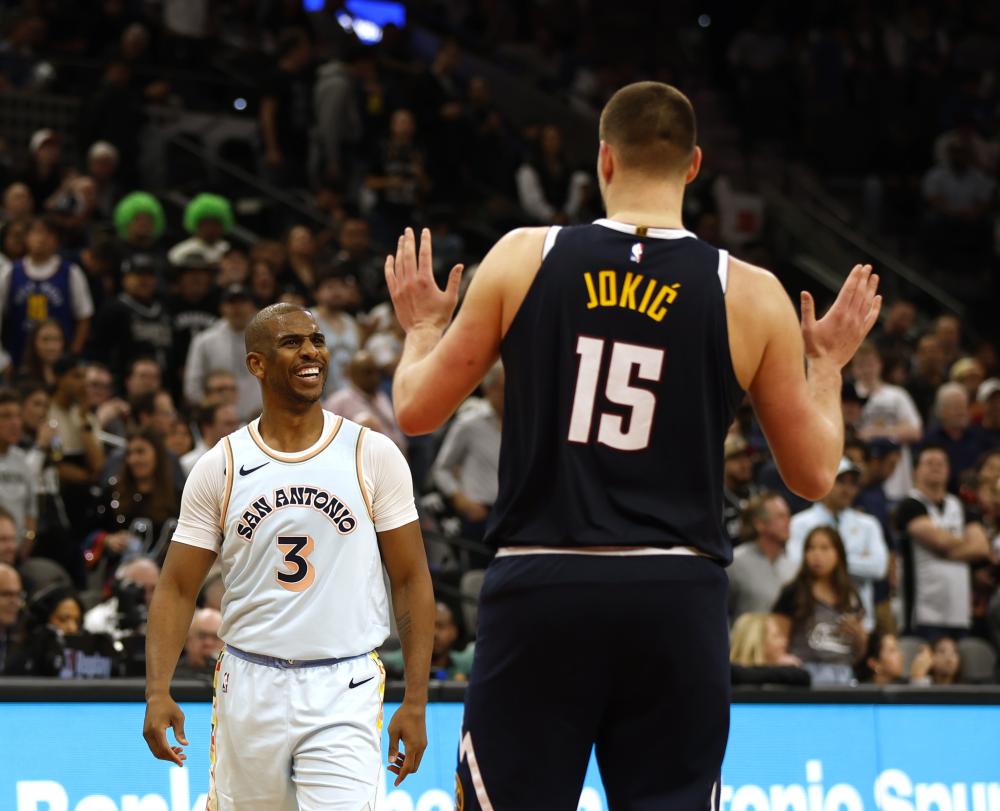 个舞台上 个舞台上