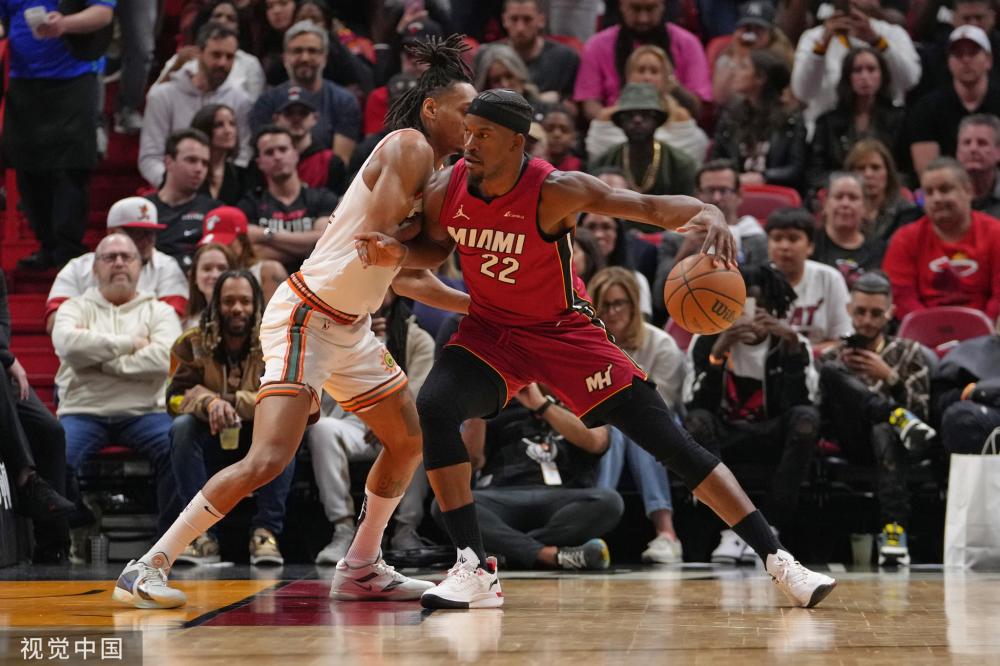 得更加沉着 得更加沉着